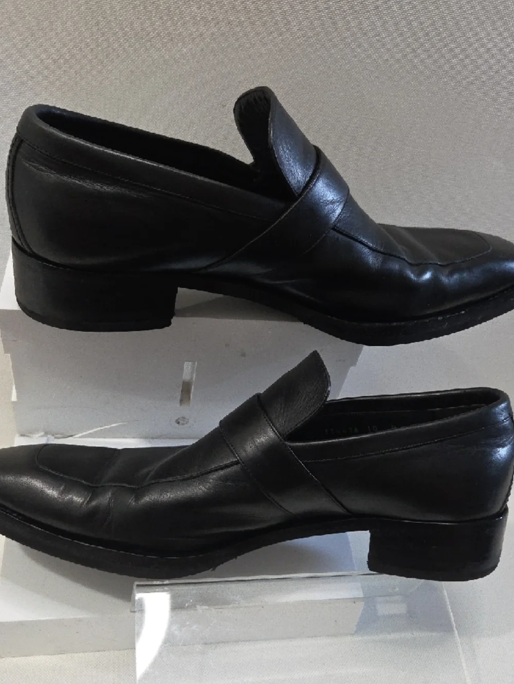 Gucci Black Leather Loafers with Silver Logo Hardware